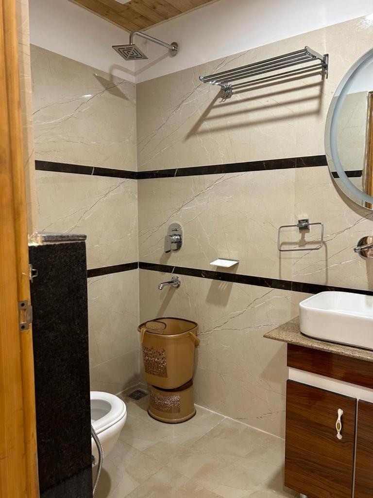 Hotel Ma Heights Dalhousie Ngoại thất bức ảnh